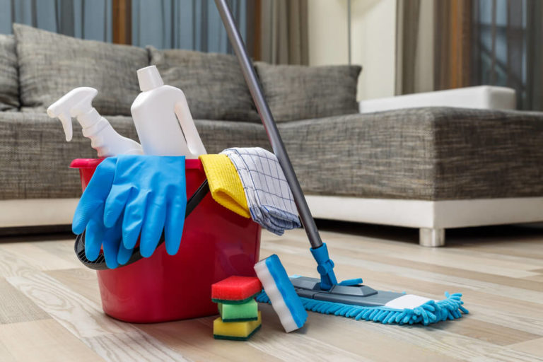What Do You Need to Have for The Best Way to Clean Outside Windows?