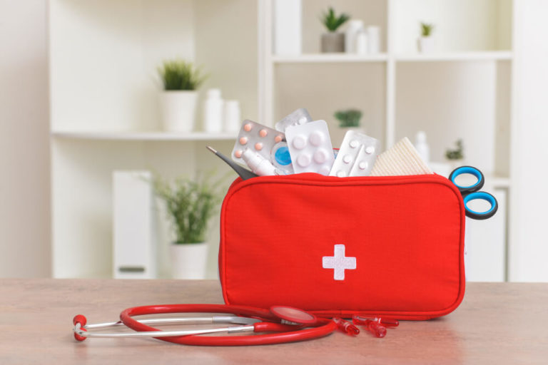 Essential First Aid Kit At Workplace: You Need To Know